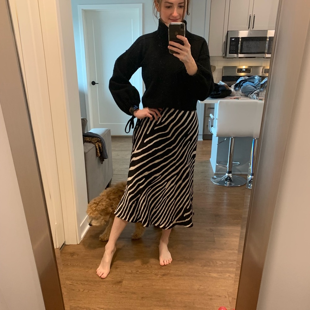 H&M zebra print midi skirt size US 6